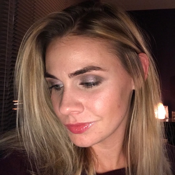 💕 Meet your Posher, 💕 - Picture 3 of 12